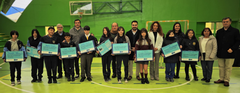 98 estudiantes de La Cruz fueron beneficiados  por Becas JUNAEB